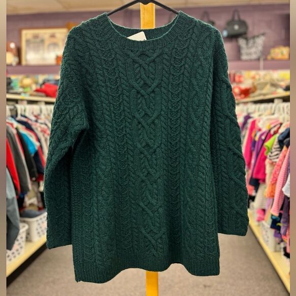 Limited Handknit Ladies Small Green 100% Wool - Picture 2 of 7